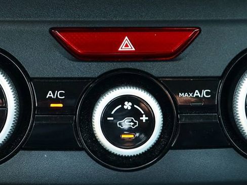 Used 2017 Subaru Impreza 2.0i Limited image 44