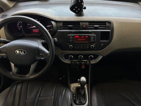 Used 2013 Kia Rio LX FWD image 9