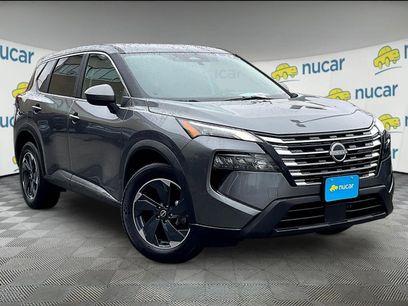 Used 2024 Nissan Rogue SV