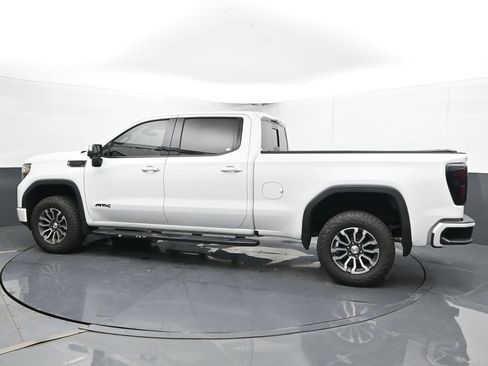 Used 2019 GMC Sierra 1500 AT4 w/ Off Road Performance Package AWD/4WD image 8