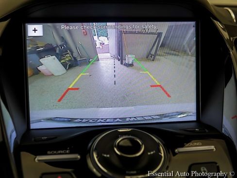 Used 2016 Ford Escape Titanium w/ Equipment Group 301A FWD image 17