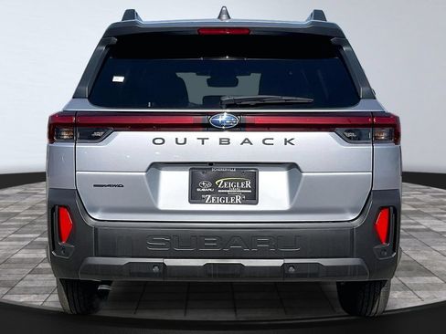 New 2026 Subaru Outback Limited AWD/4WD image 4