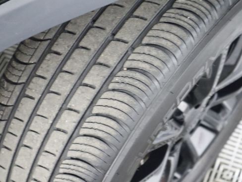 Used 2023 Jeep Cherokee Altitude Lux image 58