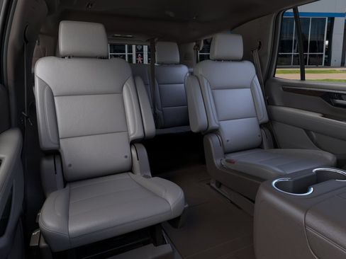 New 2026 Chevrolet Tahoe Z71 w/ Comfort Package AWD/4WD image 17