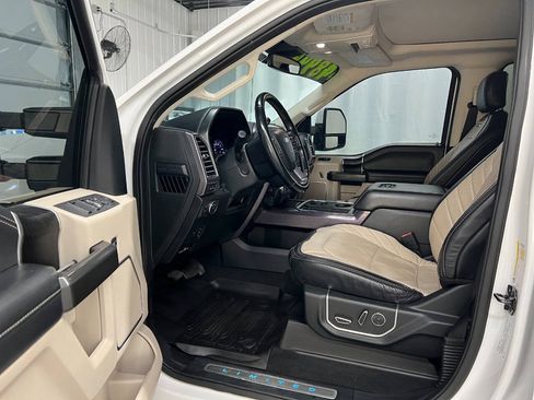 Used 2020 Ford F250 Limited w/ FX4 Off-Road Package AWD/4WD image 7