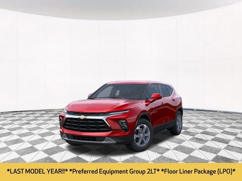 New 2025 Chevrolet Blazer LT w/ Driver Confidence Package image 2