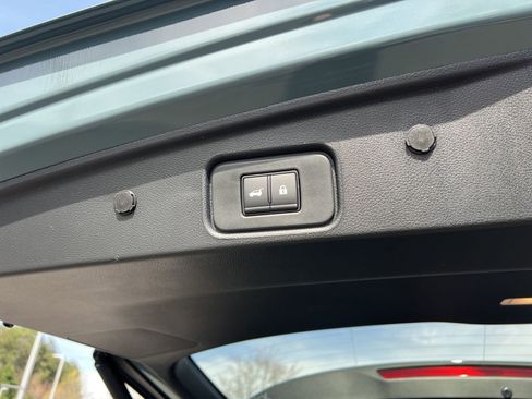 New 2026 Nissan Pathfinder SL image 23