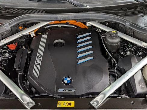 Used 2021 BMW X5 xDrive45e w/ M Sport Package image 51