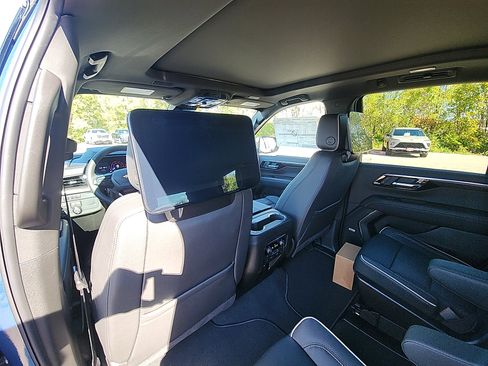 New 2026 Chevrolet Tahoe Premier image 28