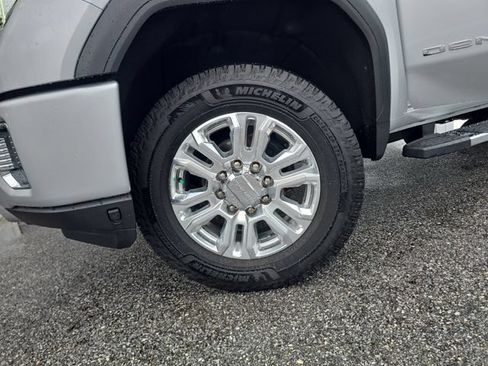 Certified 2021 GMC Sierra 2500 Denali w/ Denali Ultimate Package AWD/4WD image 31