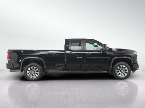 Used 2024 Chevrolet Silverado 2500 Custom w/ Custom Value Package AWD/4WD image 7