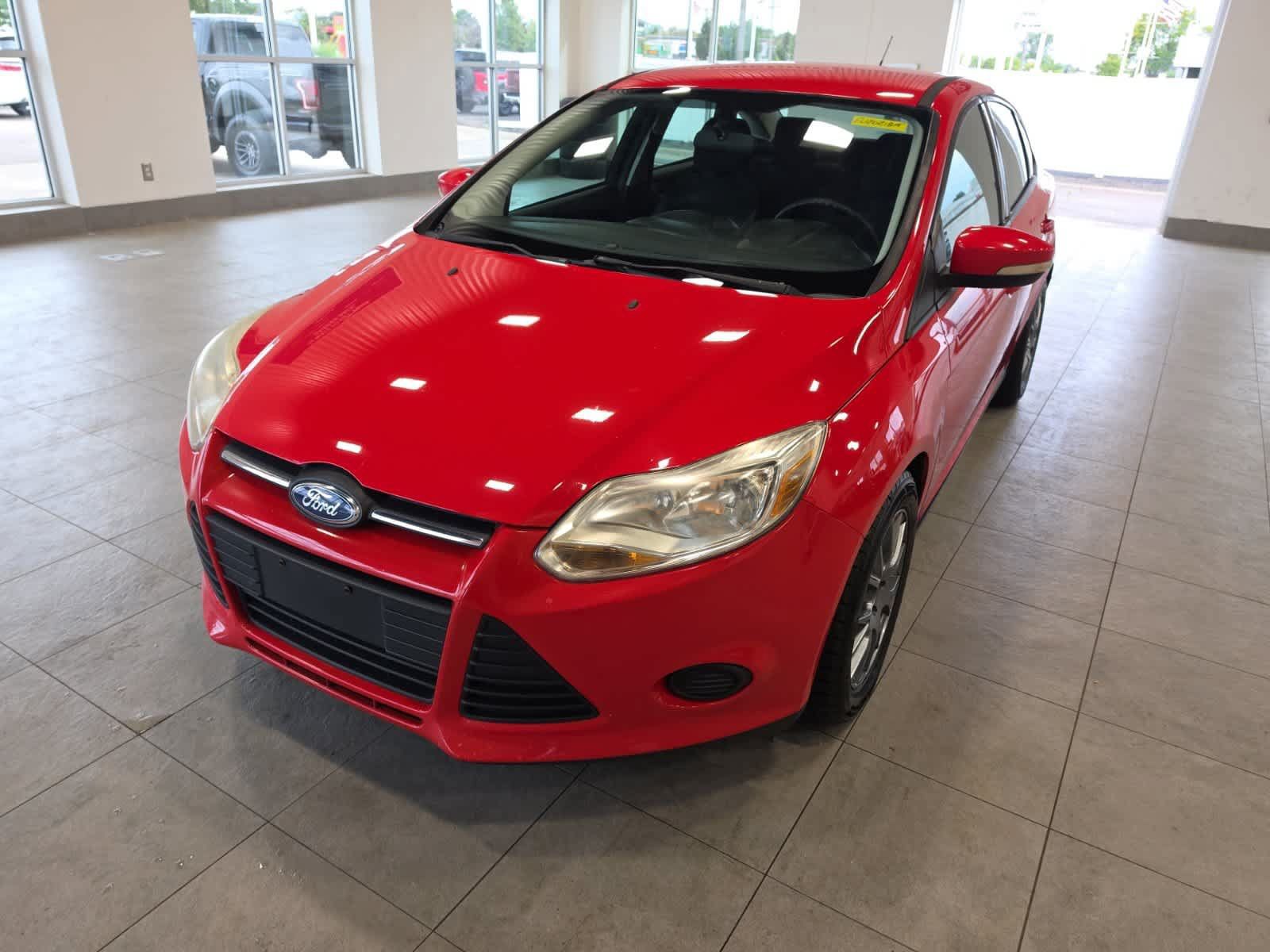 Used 2014 Ford Focus SE FWD image 1