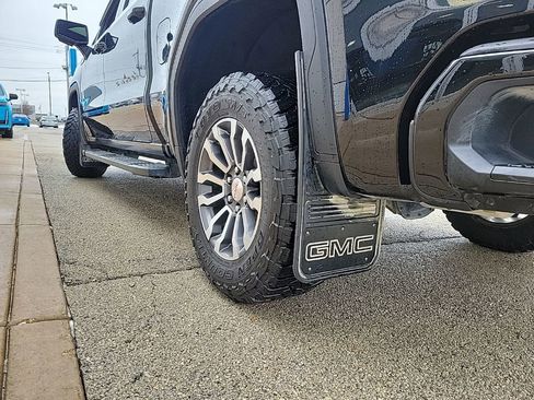 Used 2023 GMC Sierra 1500 AT4 w/ Technology Package image 20