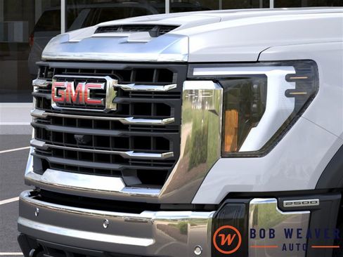 New 2026 GMC Sierra 2500 SLE w/ SLE Value Package; AWD/4WD image 15