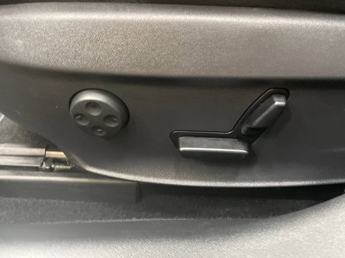 Used 2015 Tesla Model S 70 image 16