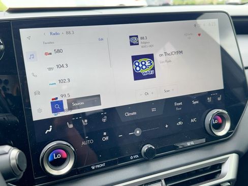 Used 2025 Lexus RX 350 Premium w/ Accessory Package (Z1) FWD image 27