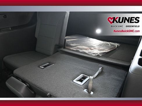 New 2025 GMC Acadia AT4 w/ LPO, Floor Liner Package AWD/4WD image 14