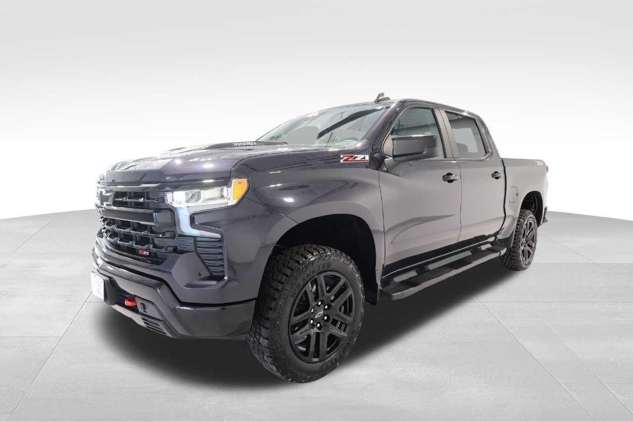 Certified 2023 Chevrolet Silverado 1500 LT Trail Boss w/ LPO, Dark Essentials Package AWD/4WD image 8
