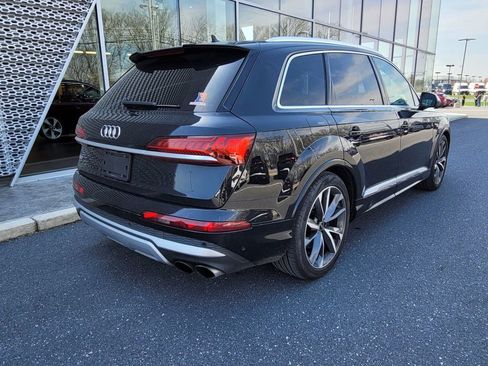 Used 2022 Audi SQ7 Premium Plus w/ SQ7 Executive Package image 3