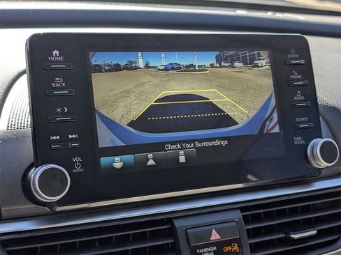 Certified 2022 Honda Accord LX image 16