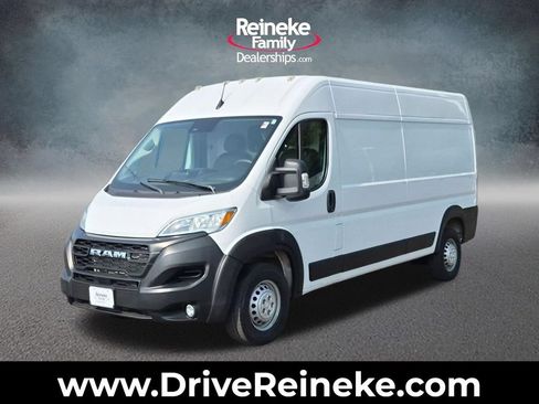 Used 2024 RAM ProMaster 2500 w/ Convenience Group FWD image 1