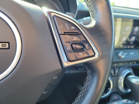 Used 2024 Chevrolet Camaro LT w/ Technology Package RWD image 18