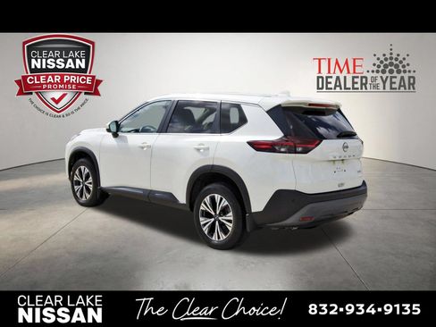 Certified 2023 Nissan Rogue SV FWD image 5