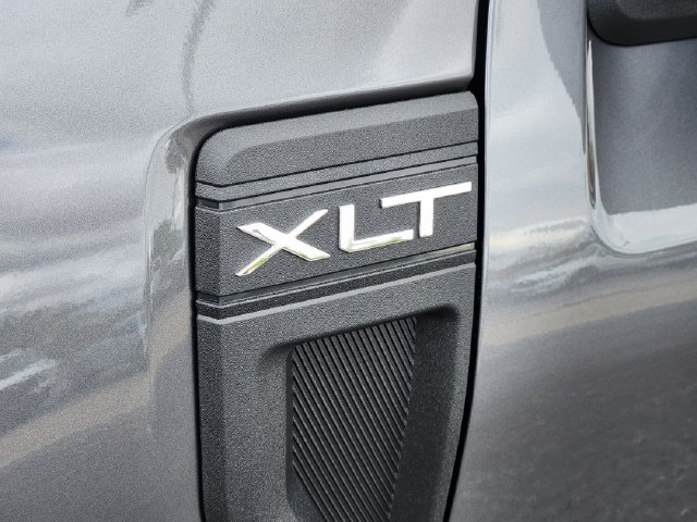 New 2026 Ford Maverick XLT FWD image 11