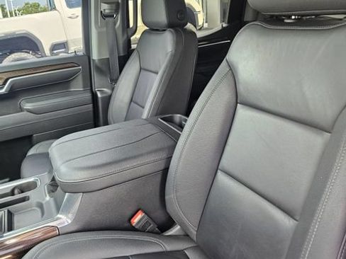 Used 2025 Chevrolet Silverado 1500 RST w/ Rally Edition AWD/4WD image 18