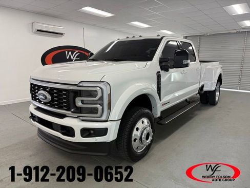 Used 2026 Ford F450 Platinum w/ FX4 Off-Road Package image 1