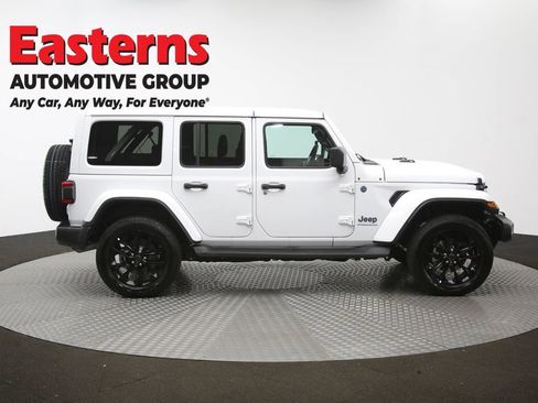 Used 2025 Jeep Wrangler Unlimited Sahara AWD/4WD image 45