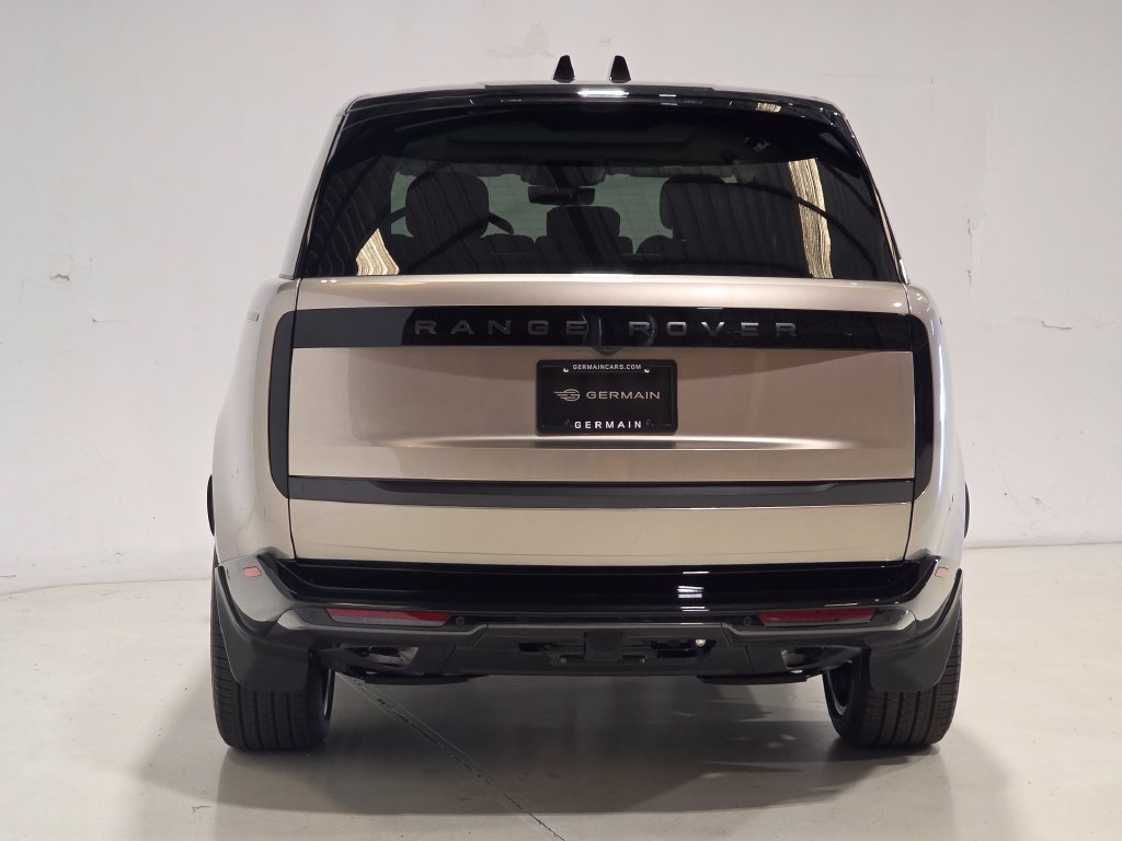 New 2027 Land Rover Range Rover Long Wheelbase SE AWD/4WD image 6