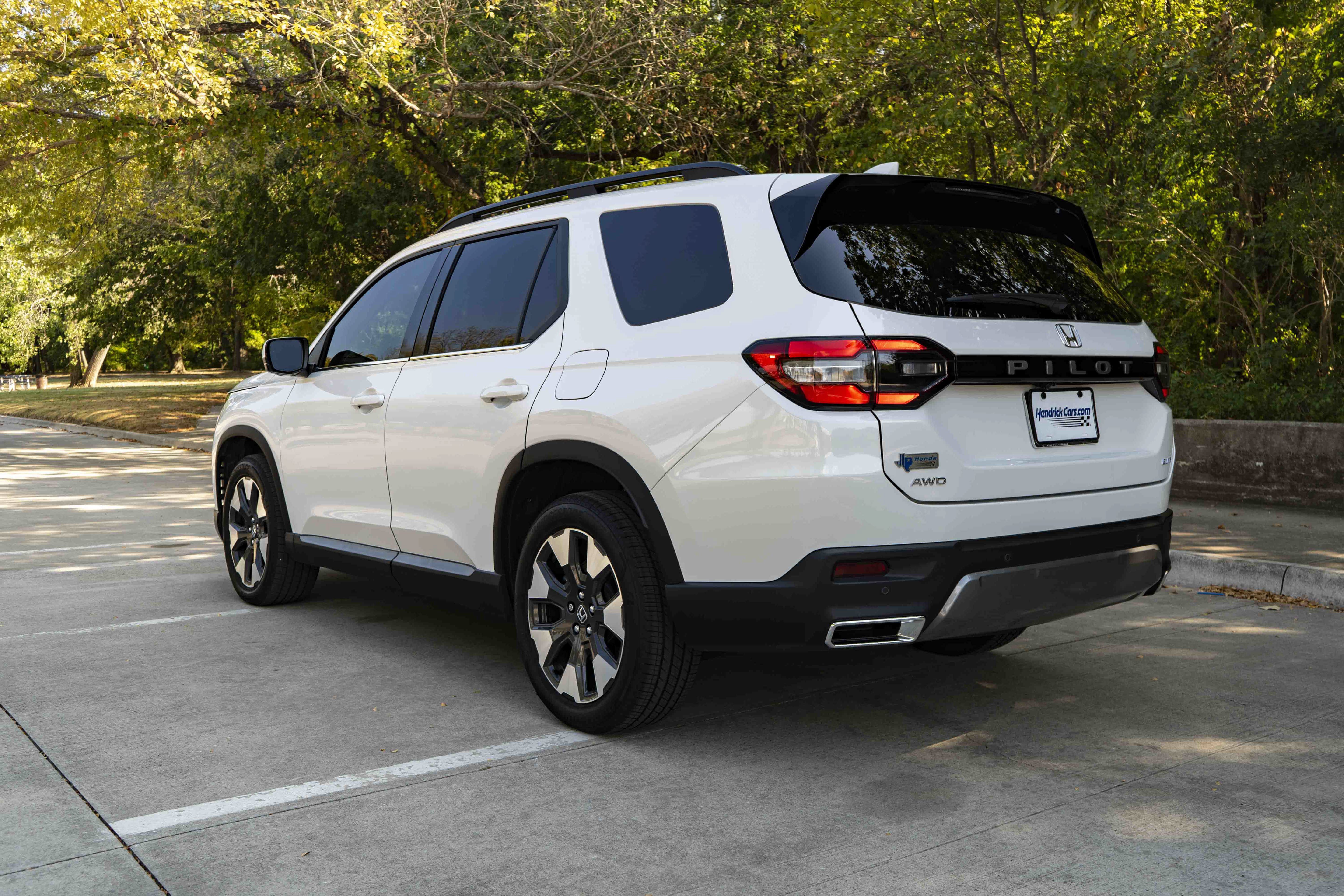 Used 2026 Honda Pilot Elite image 7