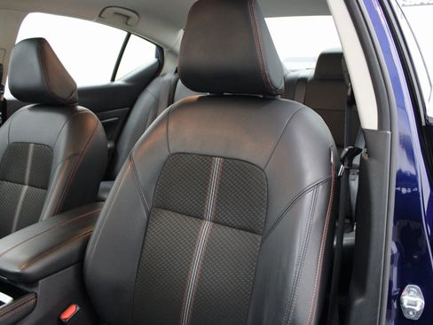 Used 2024 Nissan Altima 2.5 SR image 16