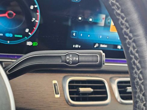 Certified 2022 Mercedes-Benz GLS 450 4MATIC image 32