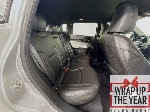 Used 2024 Jeep Compass Limited image 25