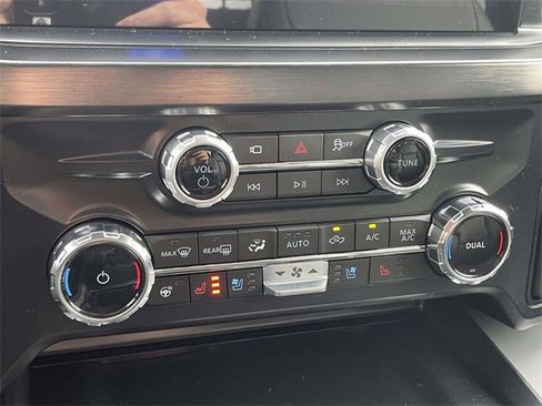 New 2026 Ford F250 Lariat w/ FX4 Off-Road Package image 27