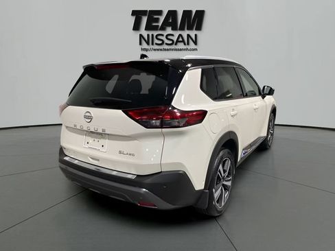 Certified 2023 Nissan Rogue SL w/ SL Premium Package AWD/4WD image 6