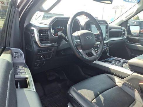 Used 2022 Ford F150 Lariat w/ Tow Technology Package image 7