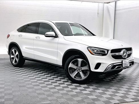 Certified 2023 Mercedes-Benz GLC 300 4MATIC Coupe image 34