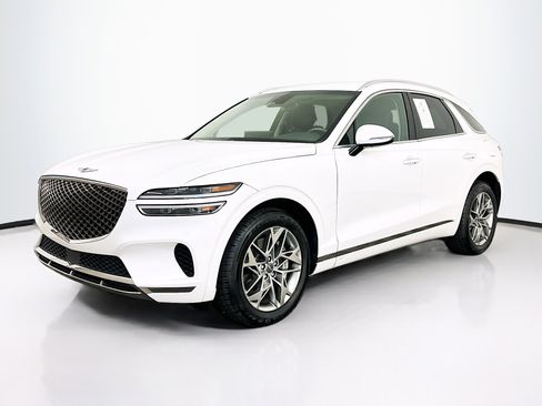 Used 2025 Genesis GV70 2.5T AWD/4WD image 3