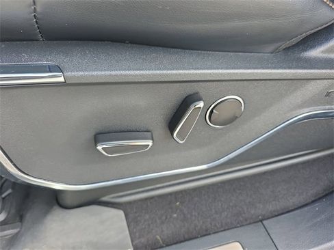 Used 2023 Ford F150 Platinum w/ Equipment Group 701A High image 25