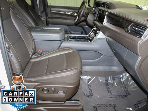 Used 2021 GMC Yukon XL Denali image 19