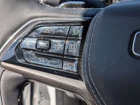 Certified 2023 Jeep Grand Cherokee Overland image 20