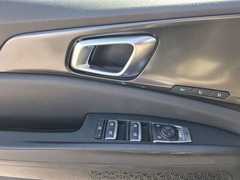 New 2026 Kia Carnival SX FWD image 7