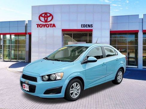 Used 2014 Chevrolet Sonic LT image 8