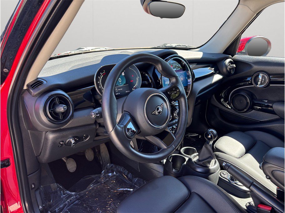 Used 2024 MINI Cooper S FWD image 6