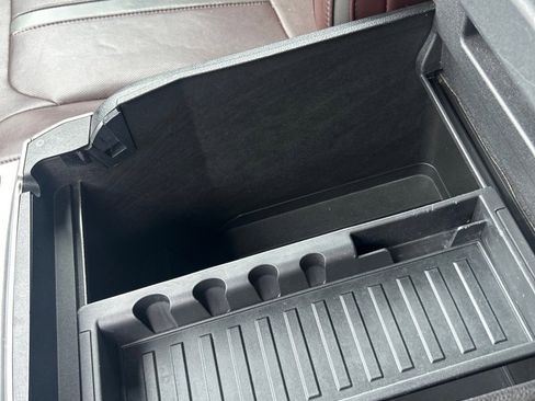 Used 2015 Ford F150 Platinum w/ Technology Package image 15