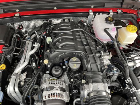 New 2025 Jeep Gladiator Sport image 14