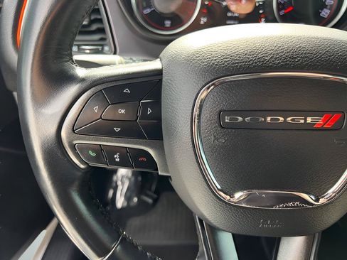 Used 2019 Dodge Challenger SXT RWD image 33